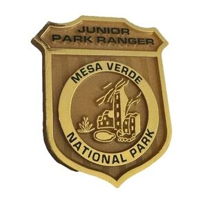 Mesa Verde National Park Junior Park Ranger Badge‎ Pin Plastic EUC